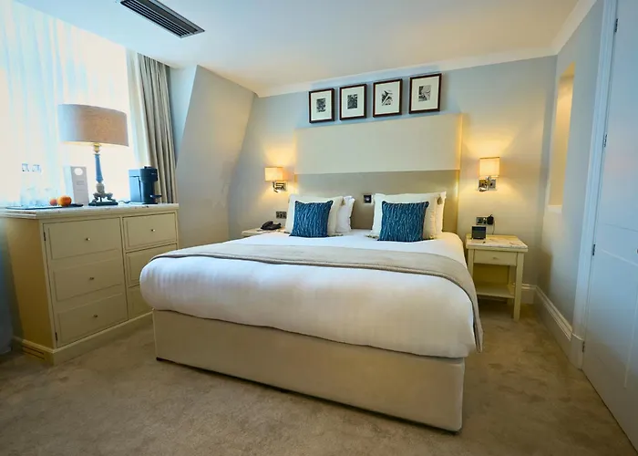 London Bridge Hotel